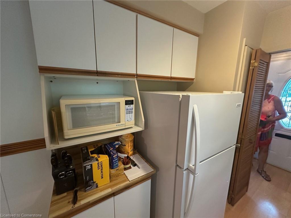 1588 Hobbs Crescent, Mississauga, ON - Indoor Photo Showing Other Room