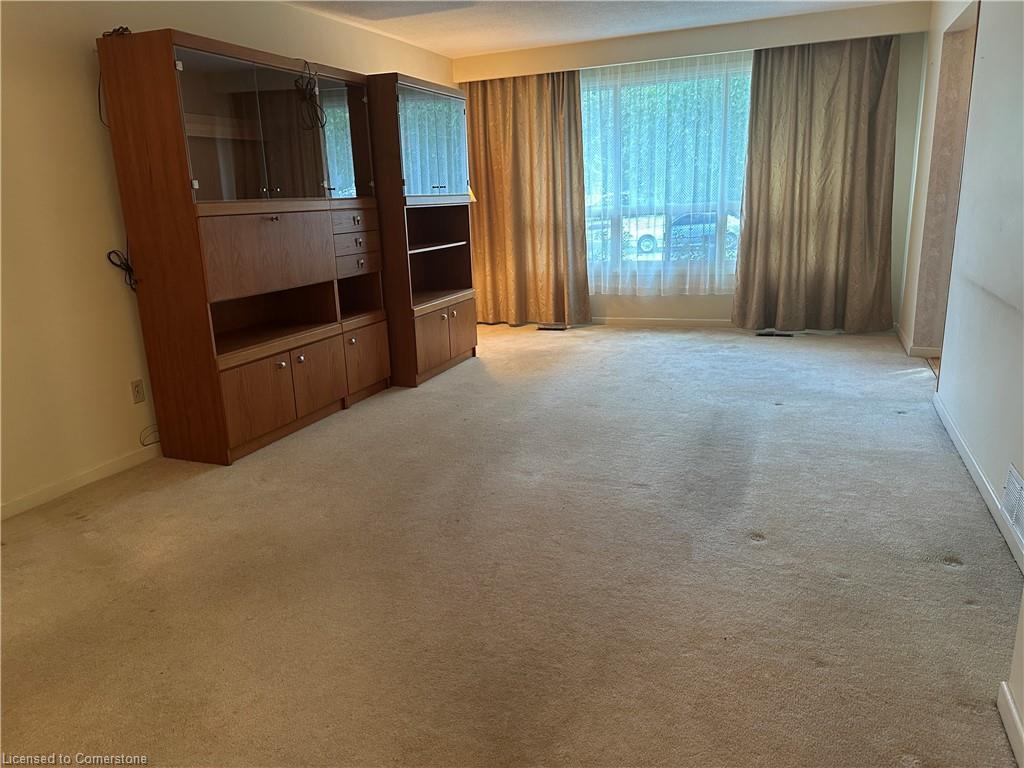 1588 Hobbs Crescent, Mississauga, ON - Indoor Photo Showing Other Room