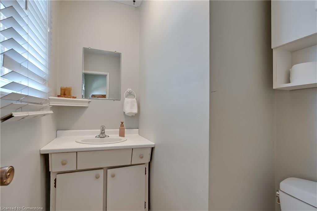 1153 Bellview Street, Burlington, ON - Indoor Photo Showing Bathroom