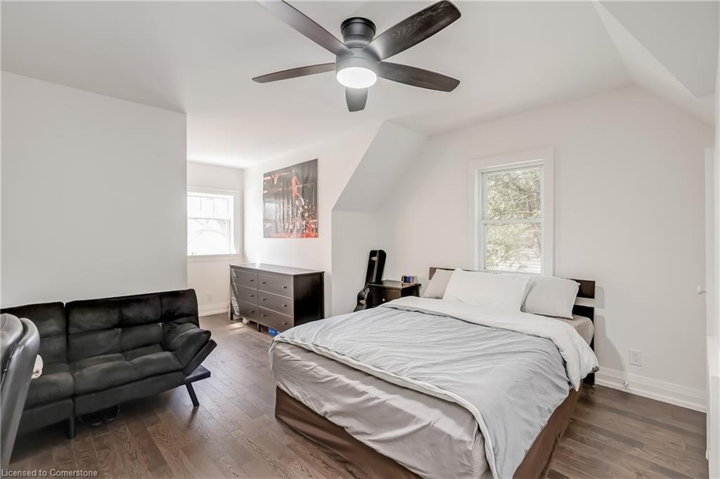 1153 Bellview Street, Burlington, ON - Indoor Photo Showing Bedroom