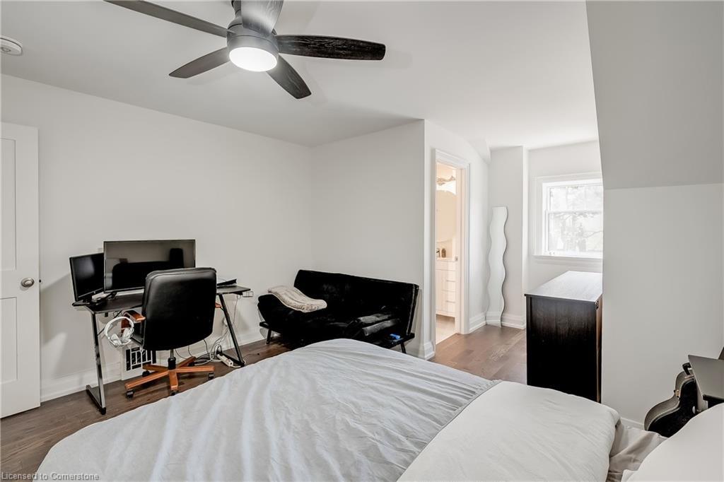 1153 Bellview Street, Burlington, ON - Indoor Photo Showing Bedroom