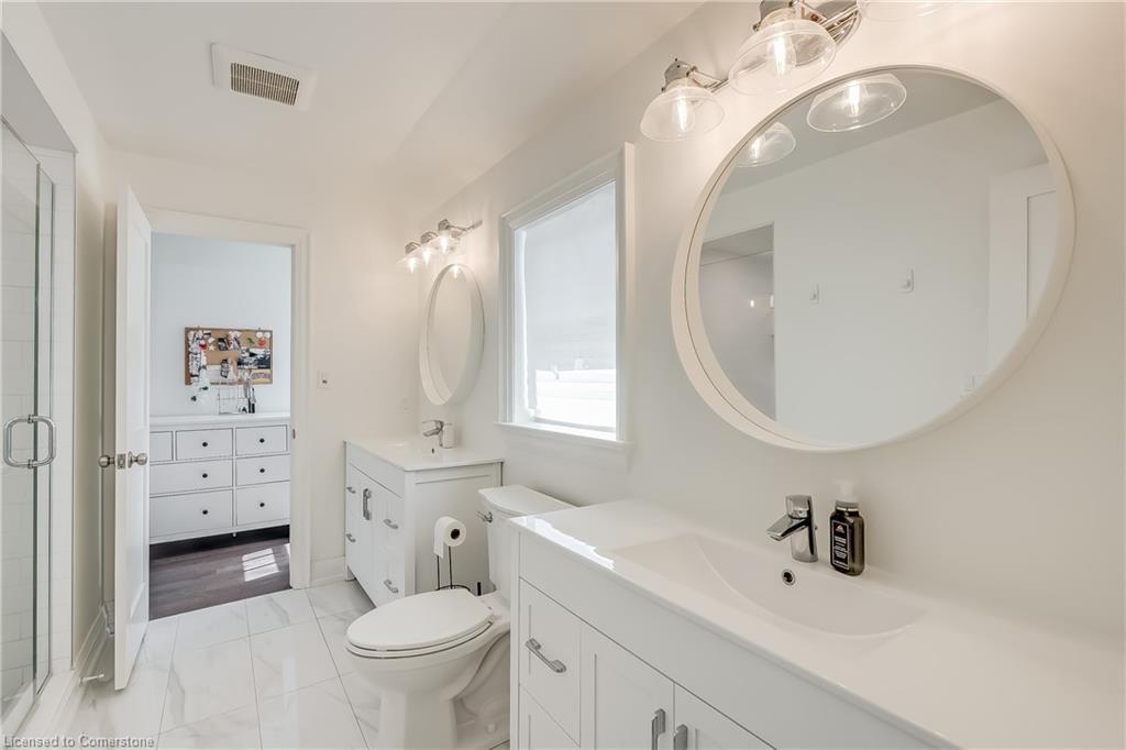 1153 Bellview Street, Burlington, ON - Indoor Photo Showing Bathroom