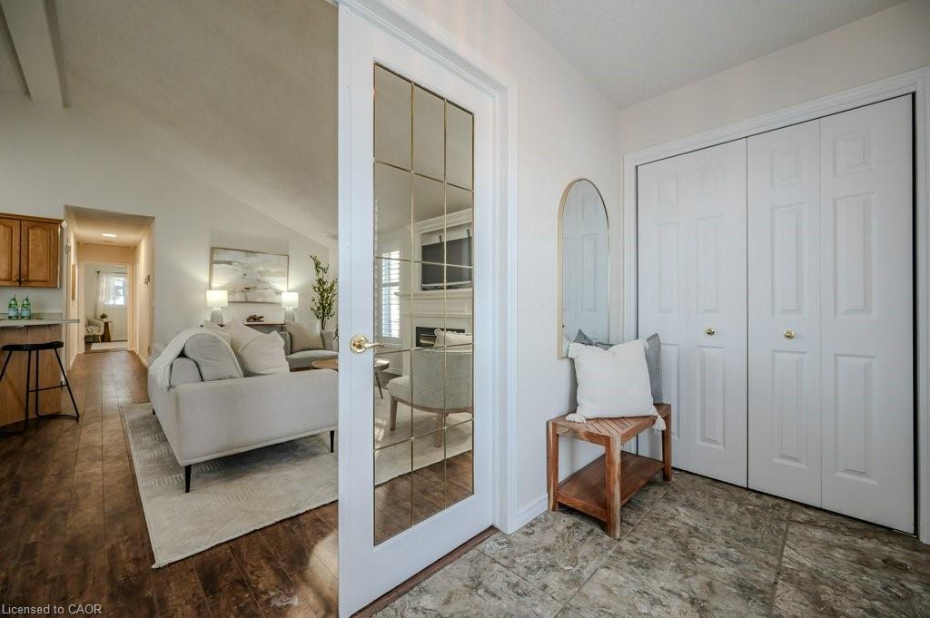 185 Wesley Crescent, Waterloo, ON - Indoor