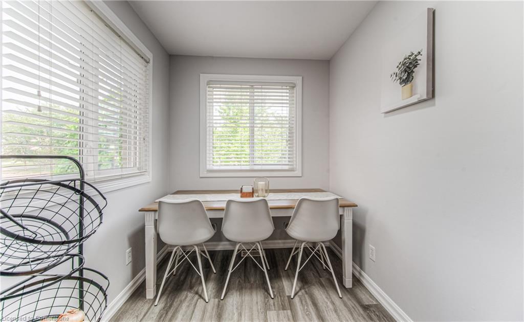 582 Drummerhill Crescent, Waterloo, ON - Indoor