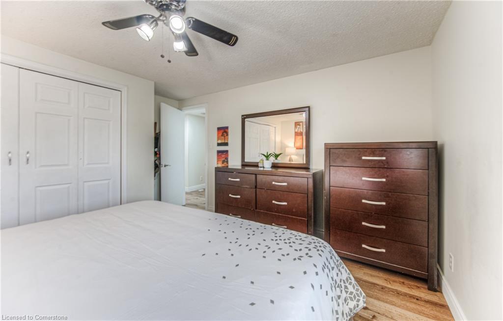 582 Drummerhill Crescent, Waterloo, ON - Indoor Photo Showing Bedroom