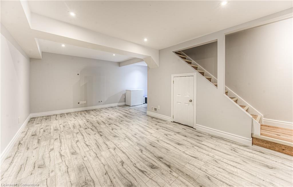 582 Drummerhill Crescent, Waterloo, ON - Indoor Photo Showing Other Room