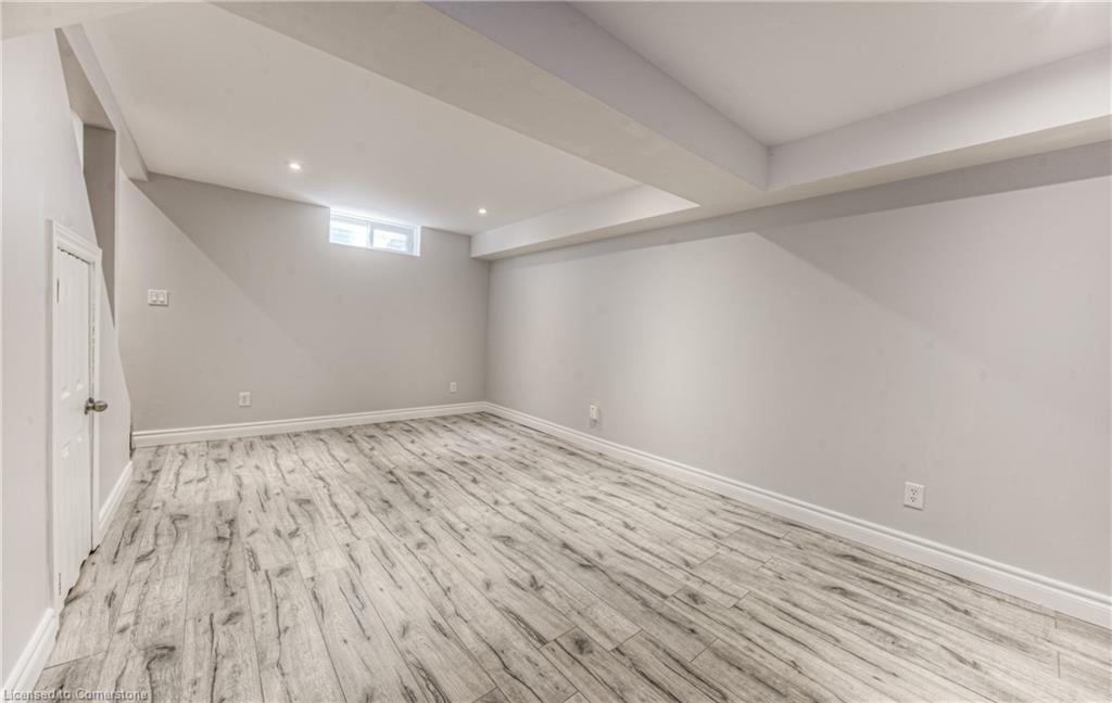 582 Drummerhill Crescent, Waterloo, ON - Indoor