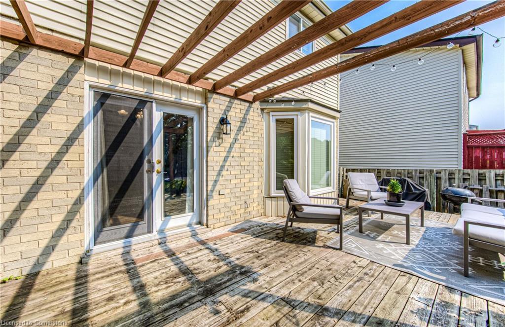 582 Drummerhill Crescent, Waterloo, ON - Outdoor With Deck Patio Veranda With Exterior