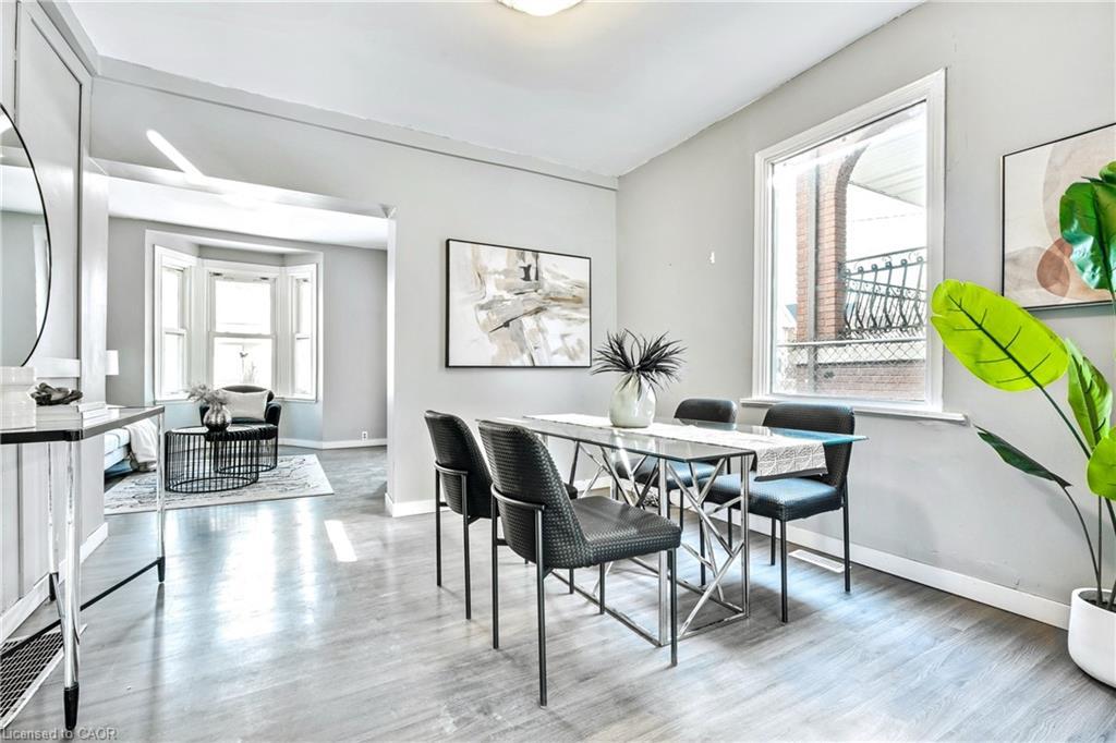 381 Herkimer Street, Hamilton, ON - Indoor Photo Showing Dining Room