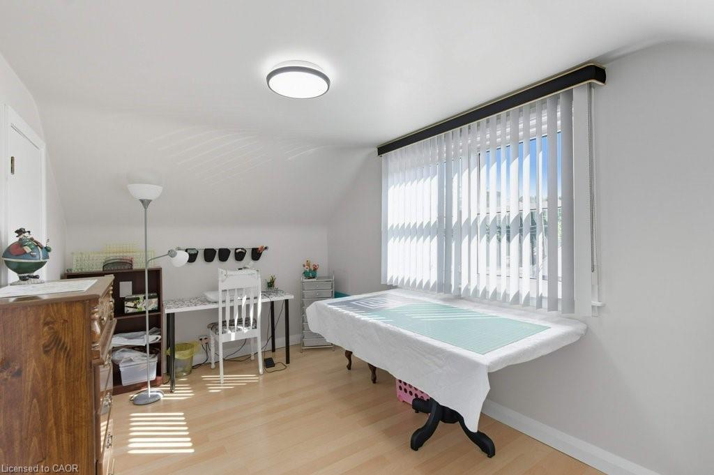 478 East 37Th Street, Hamilton, ON - Indoor Photo Showing Other Room