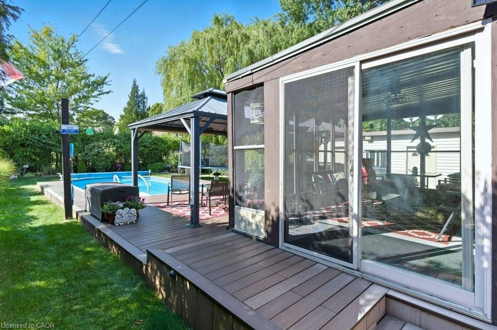478 East 37Th Street, Hamilton, ON - Outdoor With Above Ground Pool With Deck Patio Veranda