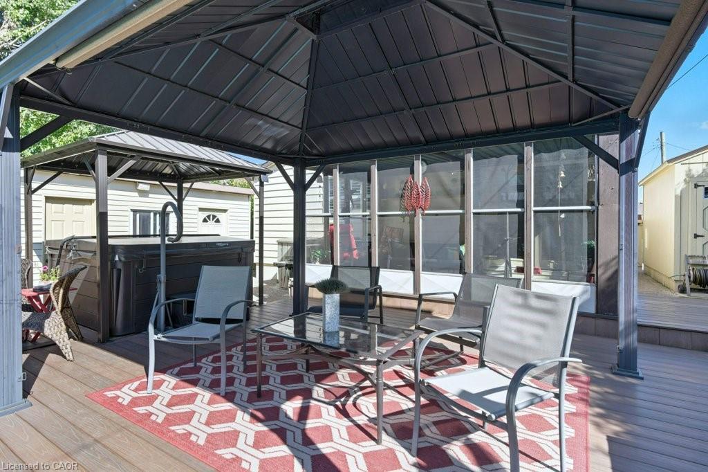 478 East 37Th Street, Hamilton, ON - Outdoor With Deck Patio Veranda With Exterior