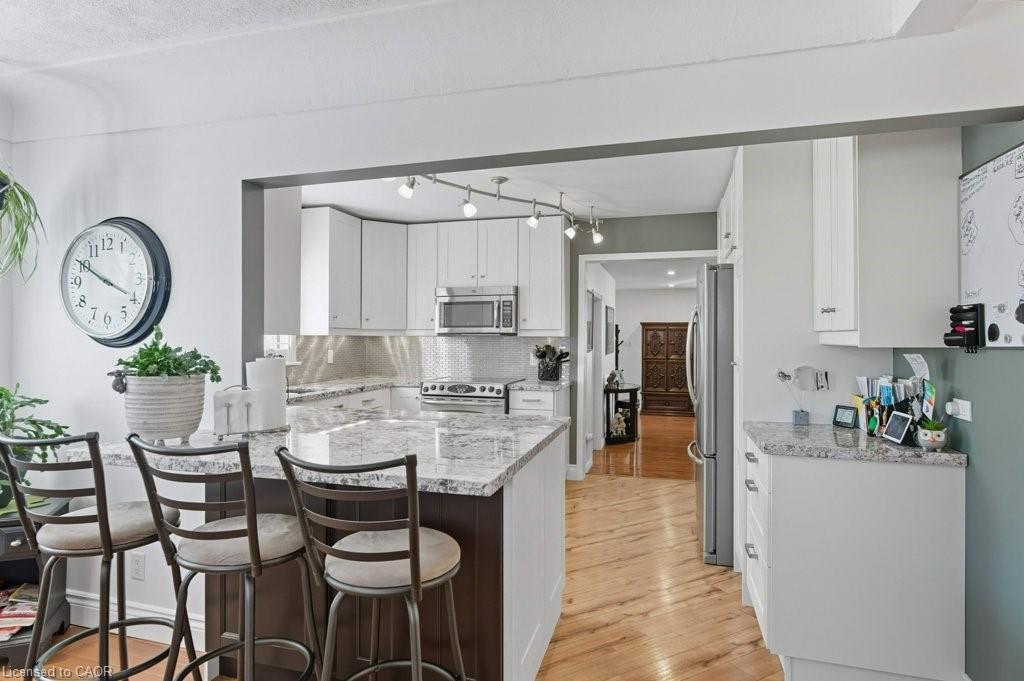 478 East 37Th Street, Hamilton, ON - Indoor