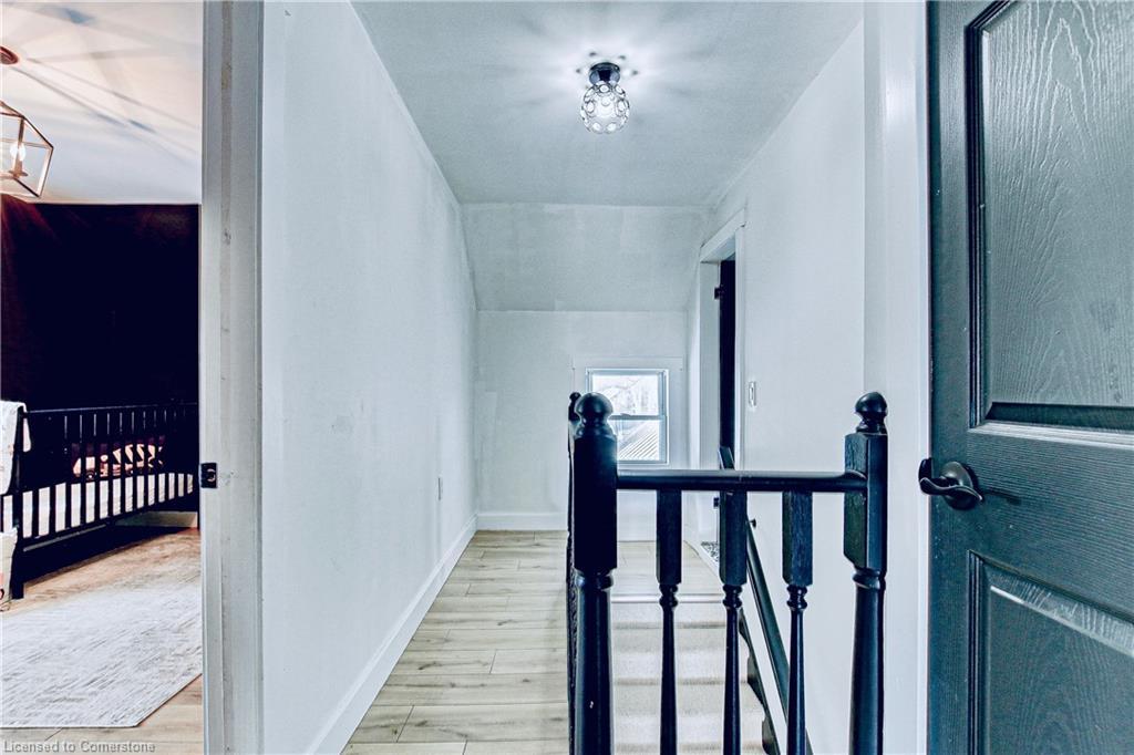 10 Pearl Street, Tillsonburg, ON - Photo Showing Other Room