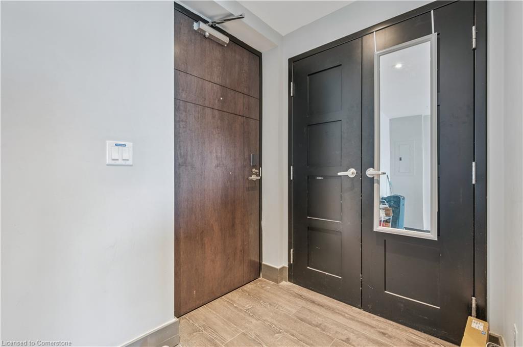 T1-1901-330 Phillip Street S, Waterloo, ON - Indoor Photo Showing Other Room