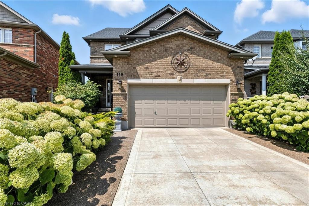 118 Banffshire Street, Kitchener, ON - Outdoor With Facade