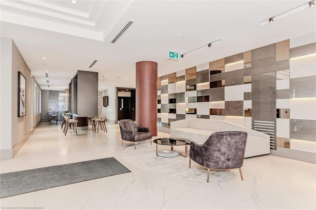 323-55 Duke Street, Kitchener, ON - Indoor Photo Showing Other Room