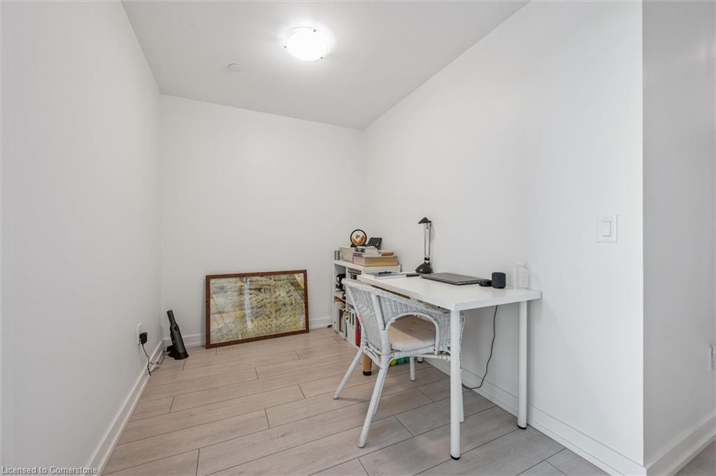 323-55 Duke Street, Kitchener, ON - Indoor Photo Showing Other Room