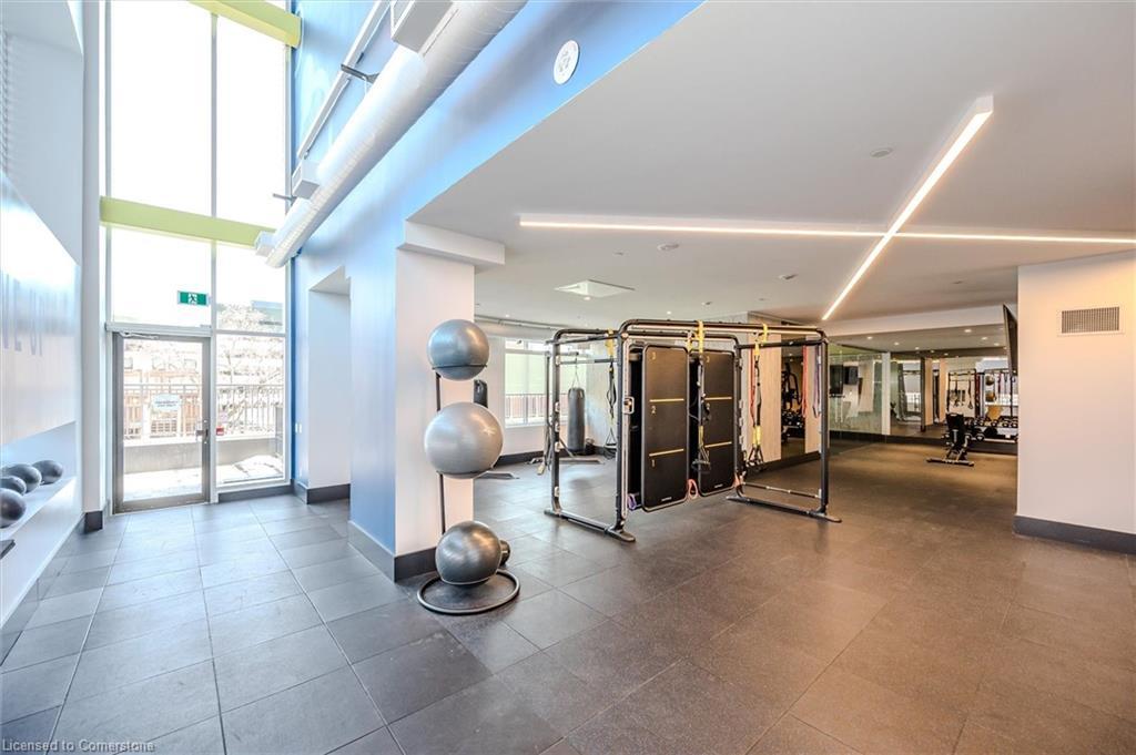 323-55 Duke Street, Kitchener, ON - Indoor Photo Showing Other Room