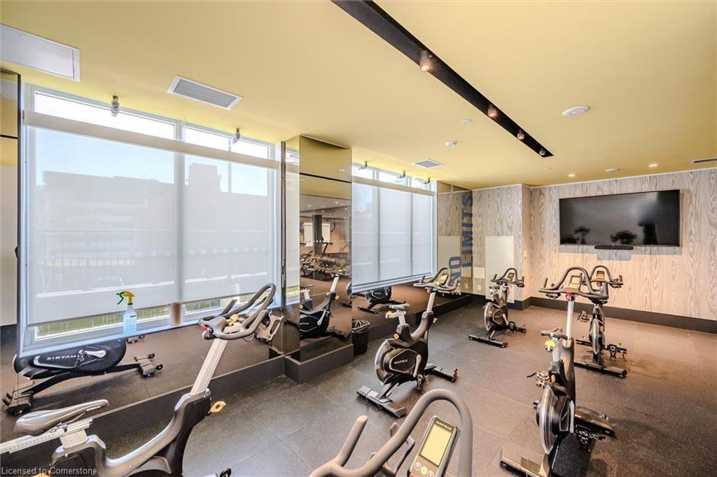 323-55 Duke Street, Kitchener, ON - Indoor Photo Showing Gym Room