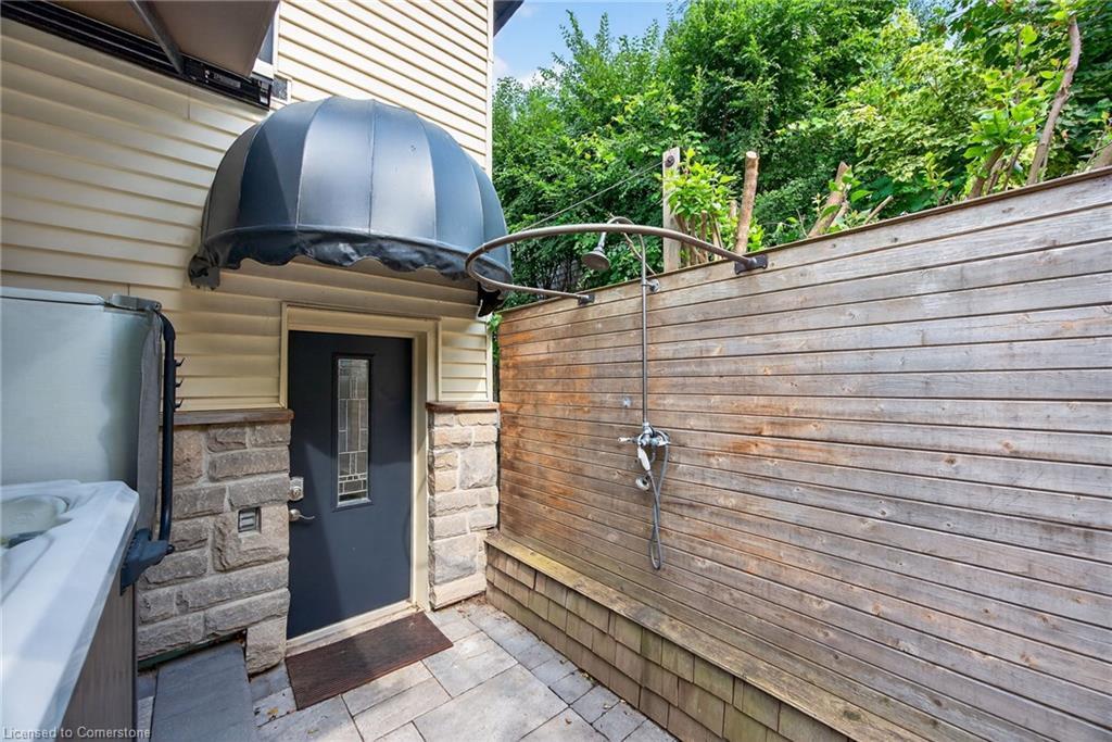 108 Owen Street, Barrie, ON - Outdoor With Exterior