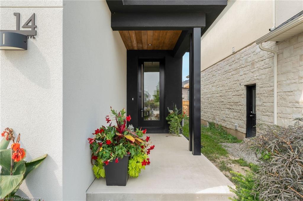 14 Willowbrook Drive, Welland, ON - Outdoor With Exterior