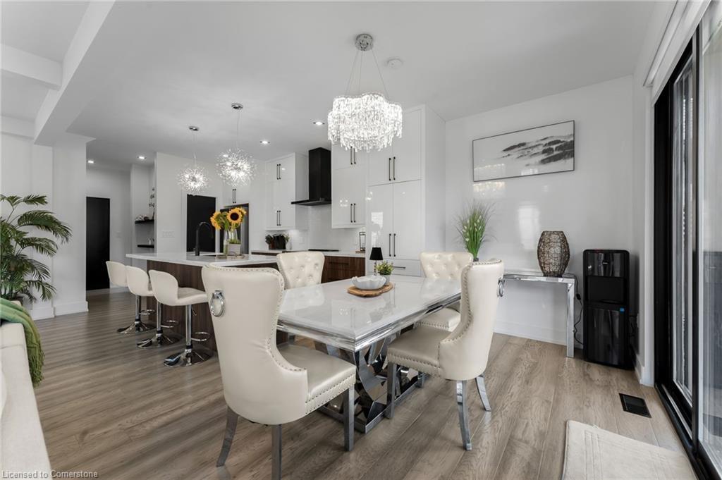 14 Willowbrook Drive, Welland, ON - Indoor Photo Showing Dining Room
