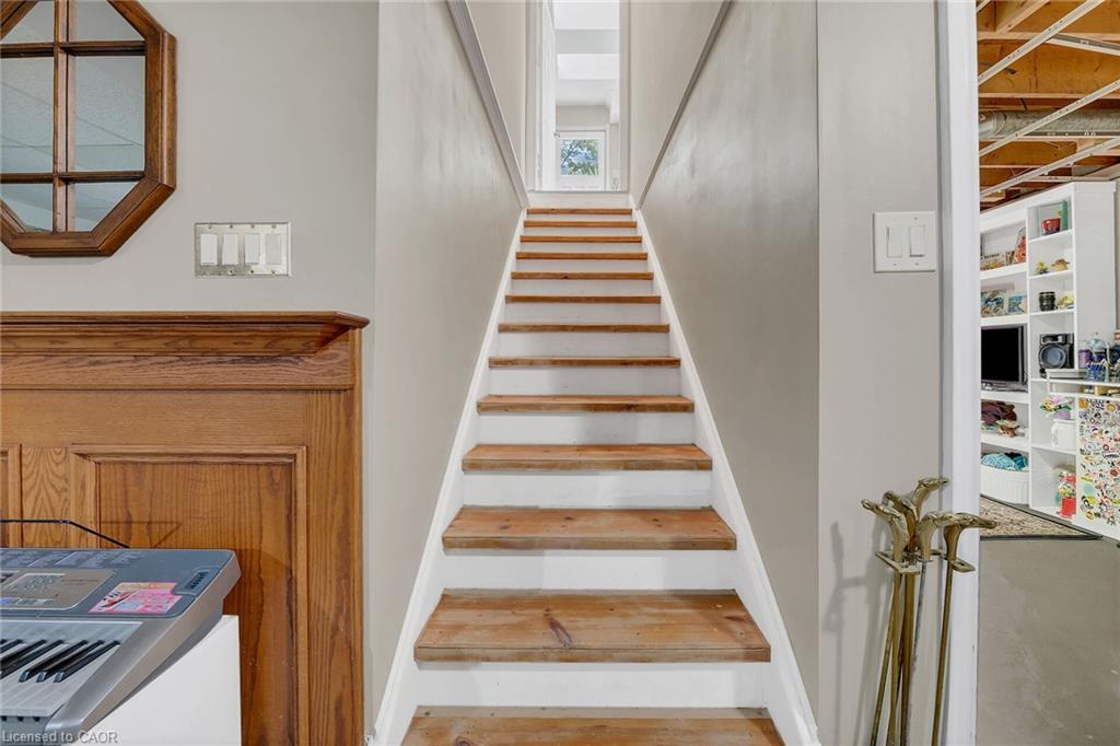 920 Highway 56, York, ON - Indoor Photo Showing Other Room