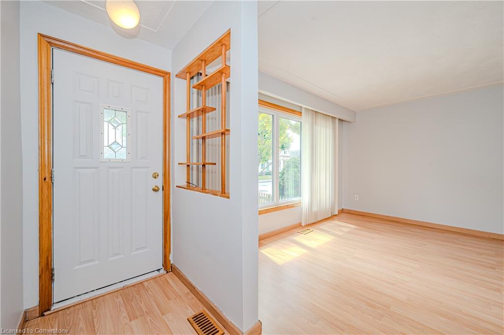 164 East 23Rd Street, Hamilton, ON - Indoor Photo Showing Other Room