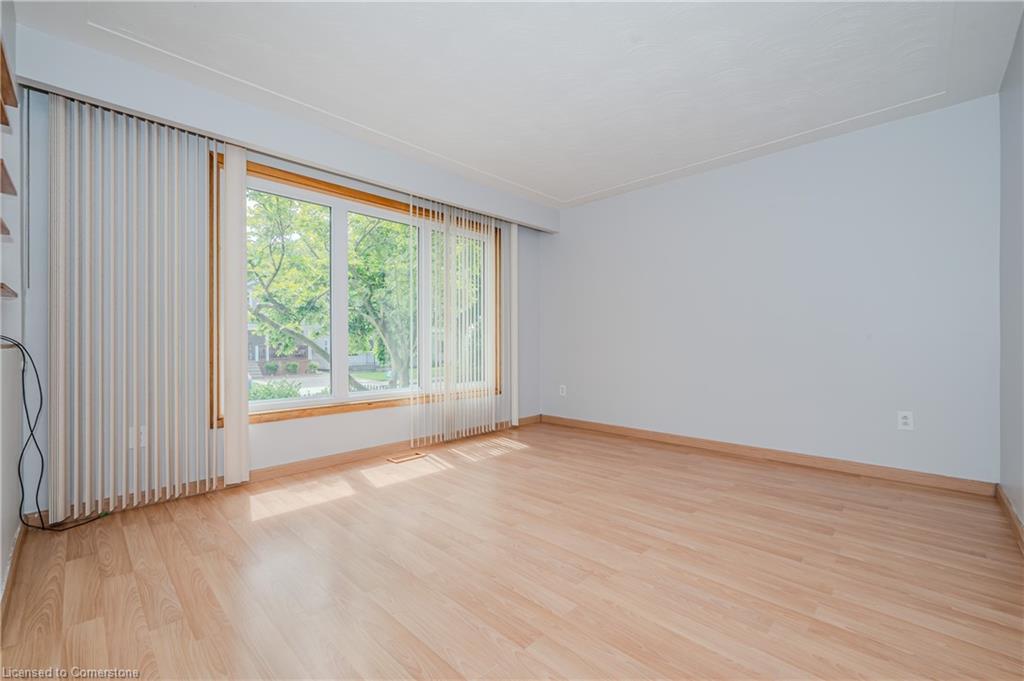 164 East 23Rd Street, Hamilton, ON - Indoor Photo Showing Other Room