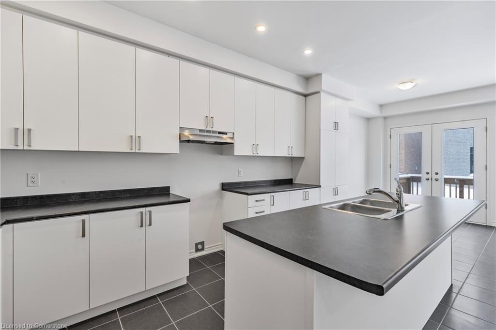 12 Sassafras Road, Midhurst, ON - Indoor Photo Showing Kitchen With Double Sink