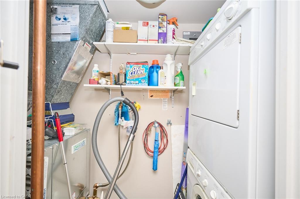 504-1240 Marlborough Court, Oakville, ON - Indoor