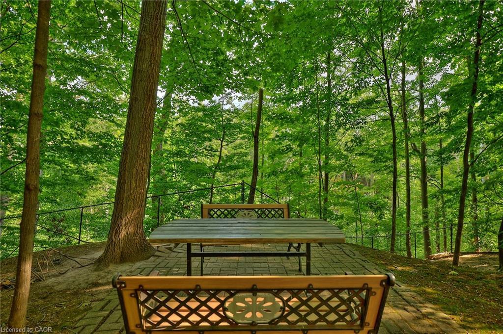 504-1240 Marlborough Court, Oakville, ON - Outdoor