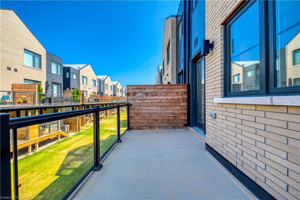 38-2273 Turnberry Road, Burlington, ON - Outdoor