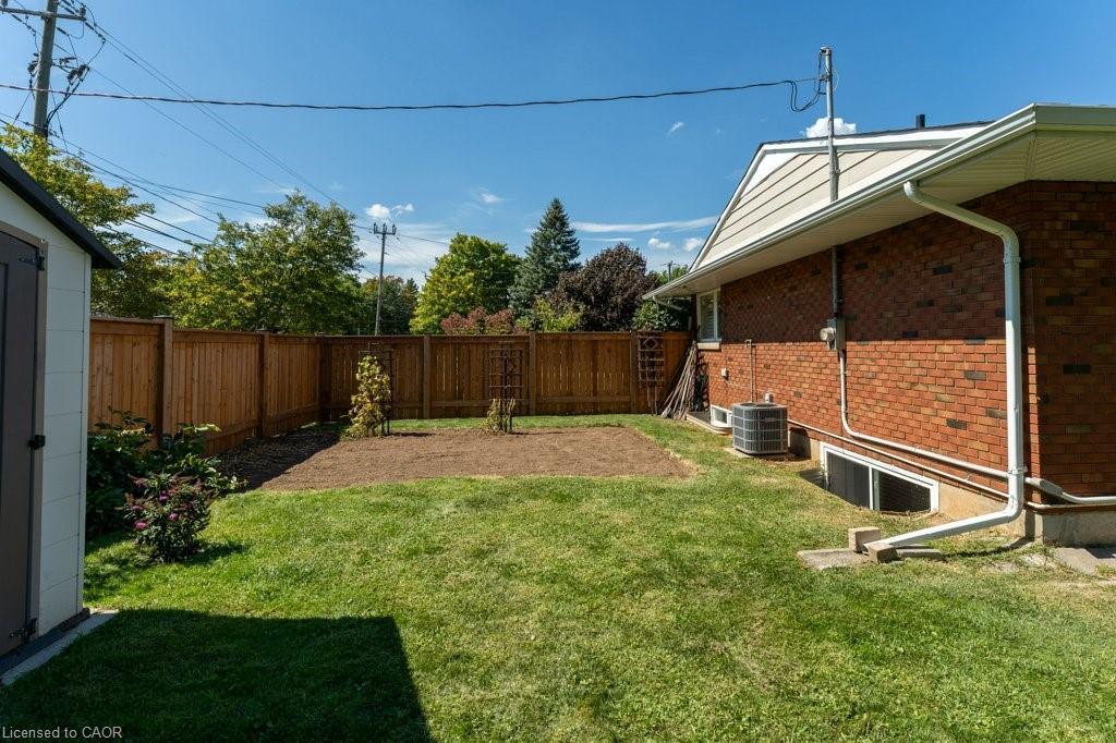 2 Lynnwood Avenue, Grimsby, ON - Outdoor