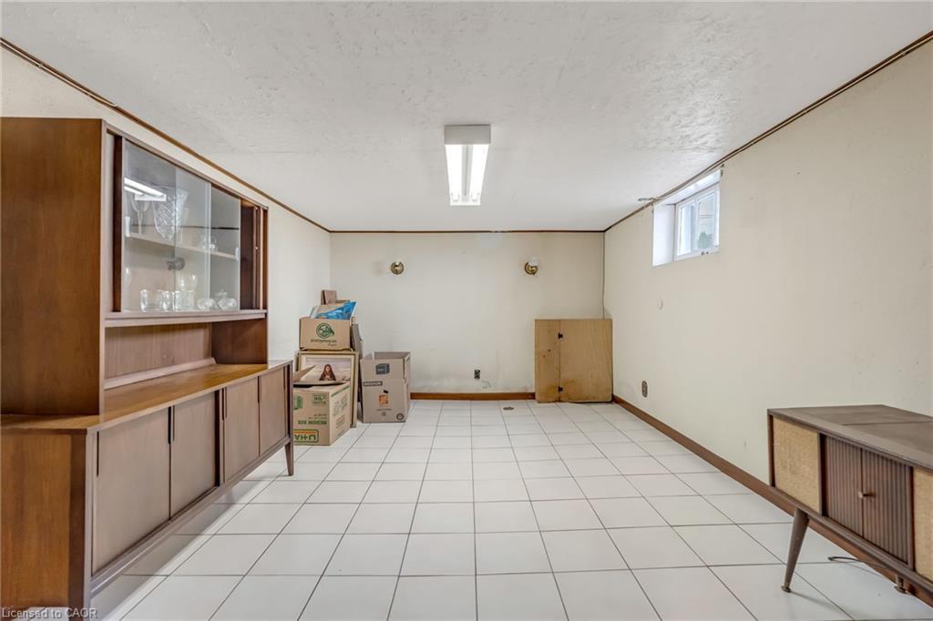 113 East 38Th Street, Hamilton, ON - Indoor Photo Showing Other Room