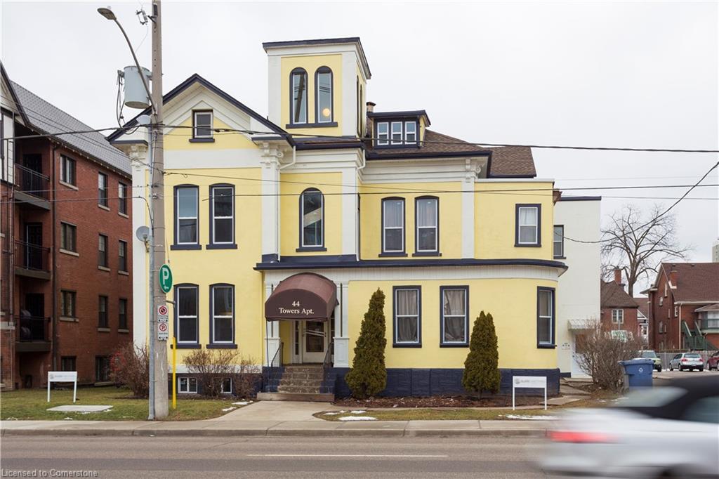 44 Weber Street W, Kitchener, ON - Outdoor With Facade