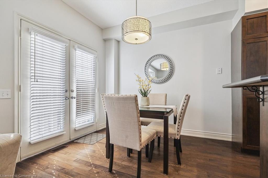 72-5080 Fairview Street, Burlington, ON - Indoor Photo Showing Dining Room