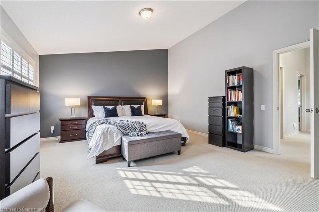 72-5080 Fairview Street, Burlington, ON - Indoor Photo Showing Bedroom