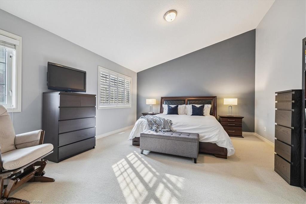 72-5080 Fairview Street, Burlington, ON - Indoor Photo Showing Bedroom