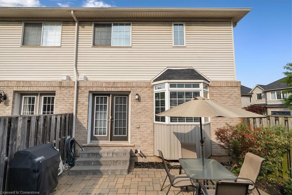 72-5080 Fairview Street, Burlington, ON - Outdoor