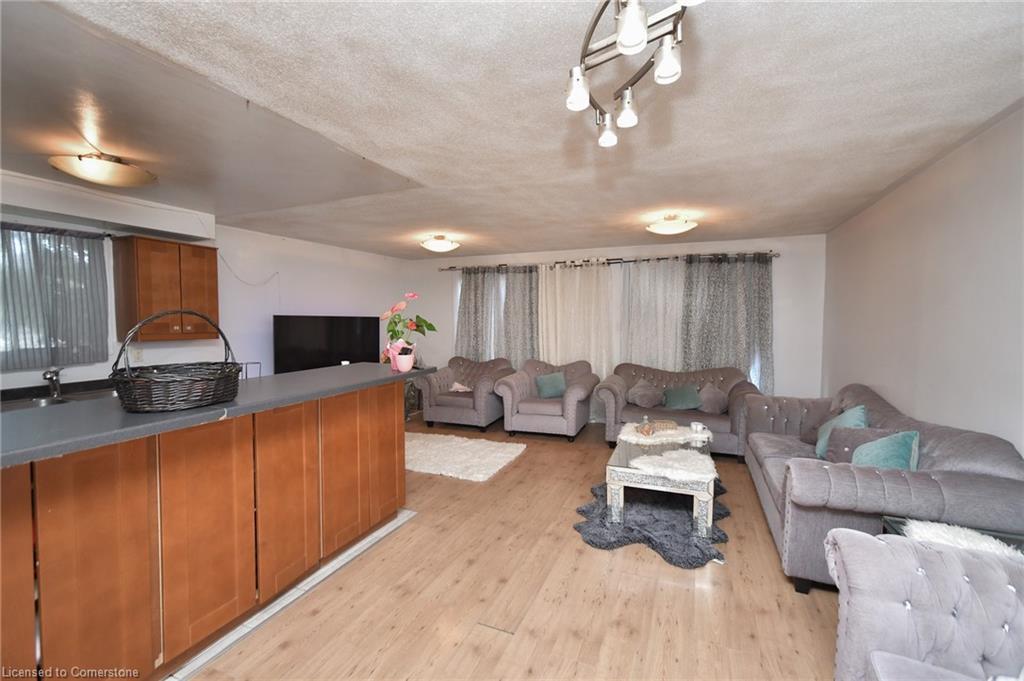 78 Horning Drive, Hamilton, ON - Indoor Photo Showing Other Room