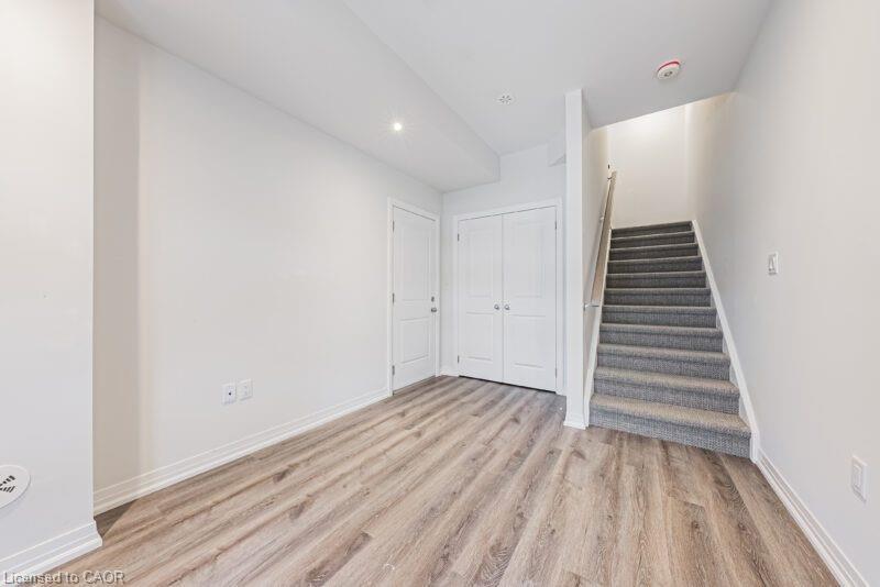 141-155 Equestrian Way, Cambridge, ON - Indoor Photo Showing Other Room