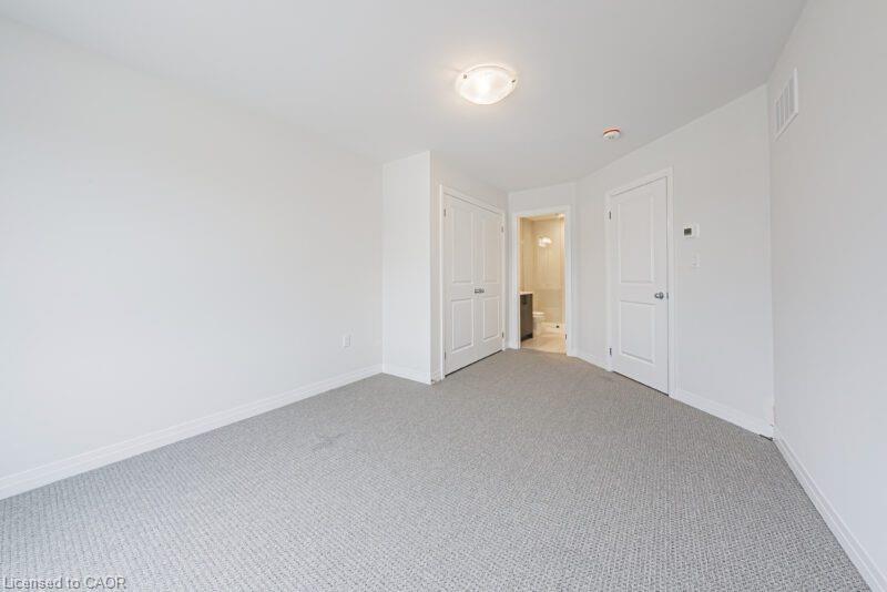141-155 Equestrian Way, Cambridge, ON - Indoor Photo Showing Other Room
