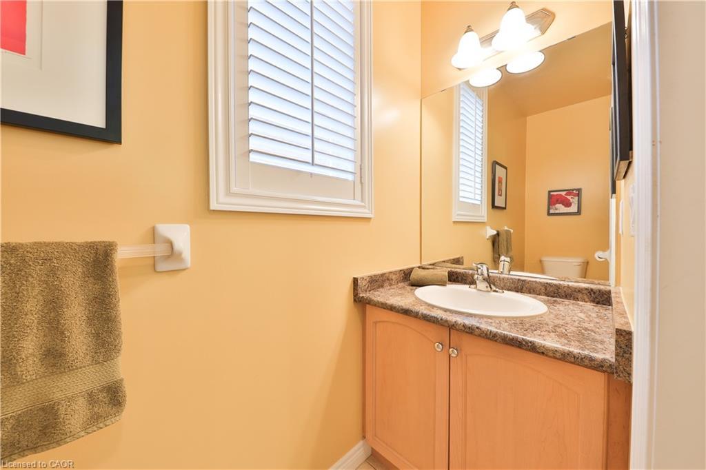 127-2125 Itabashi Way, Burlington, ON - Indoor Photo Showing Bathroom