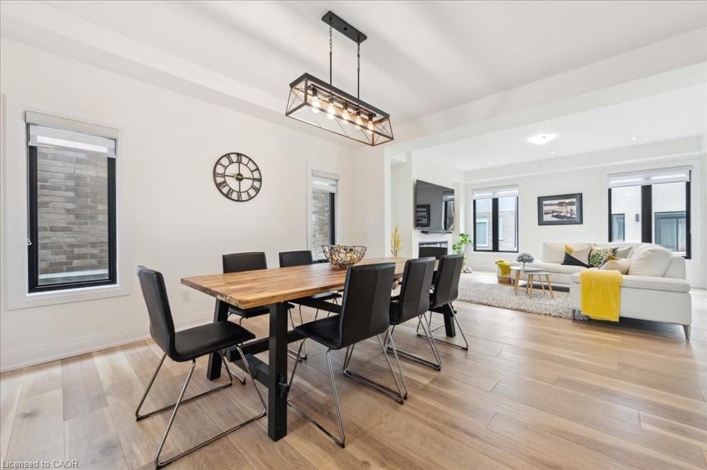 166 Shaded Creek Drive, Kitchener, ON - Indoor Photo Showing Dining Room