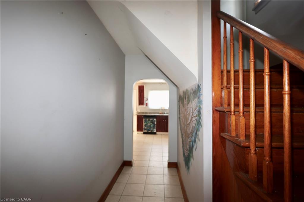 429 Erb Street W, Waterloo, ON - Indoor Photo Showing Other Room