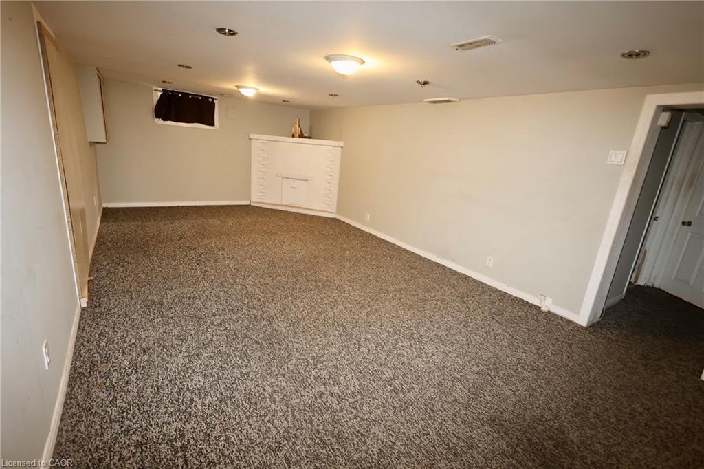 429 Erb Street W, Waterloo, ON - Indoor Photo Showing Other Room