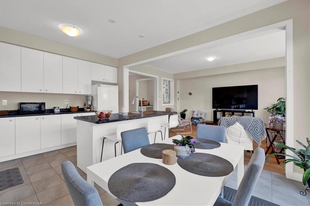 73 Stern Drive Drive, Welland, ON - Indoor Photo Showing Other Room