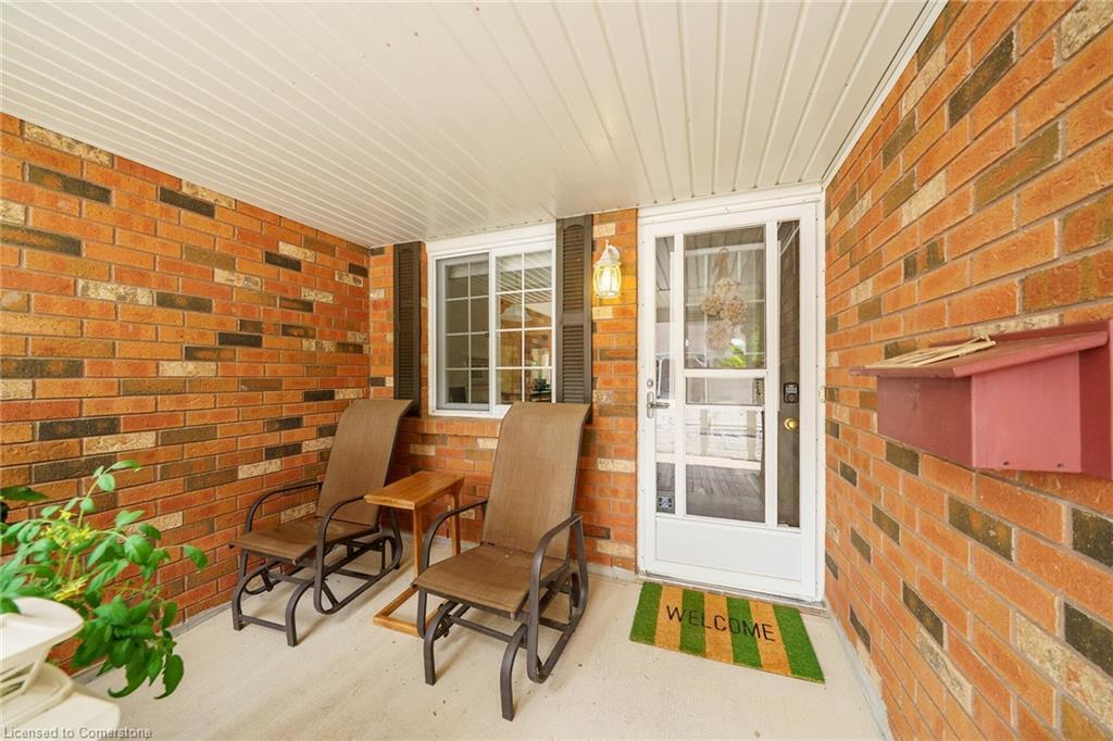 4106 Butternut Court, Vineland, ON - Outdoor With Exterior